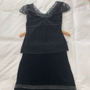 Laundry velvet top and skirt set